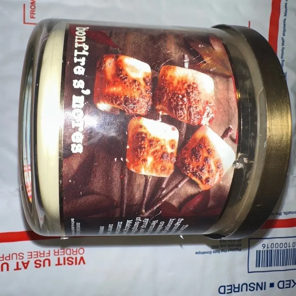 Bath and Body Works Bonfire Smores‎ 3 Wick Scented Candle Graham Cracker Honey